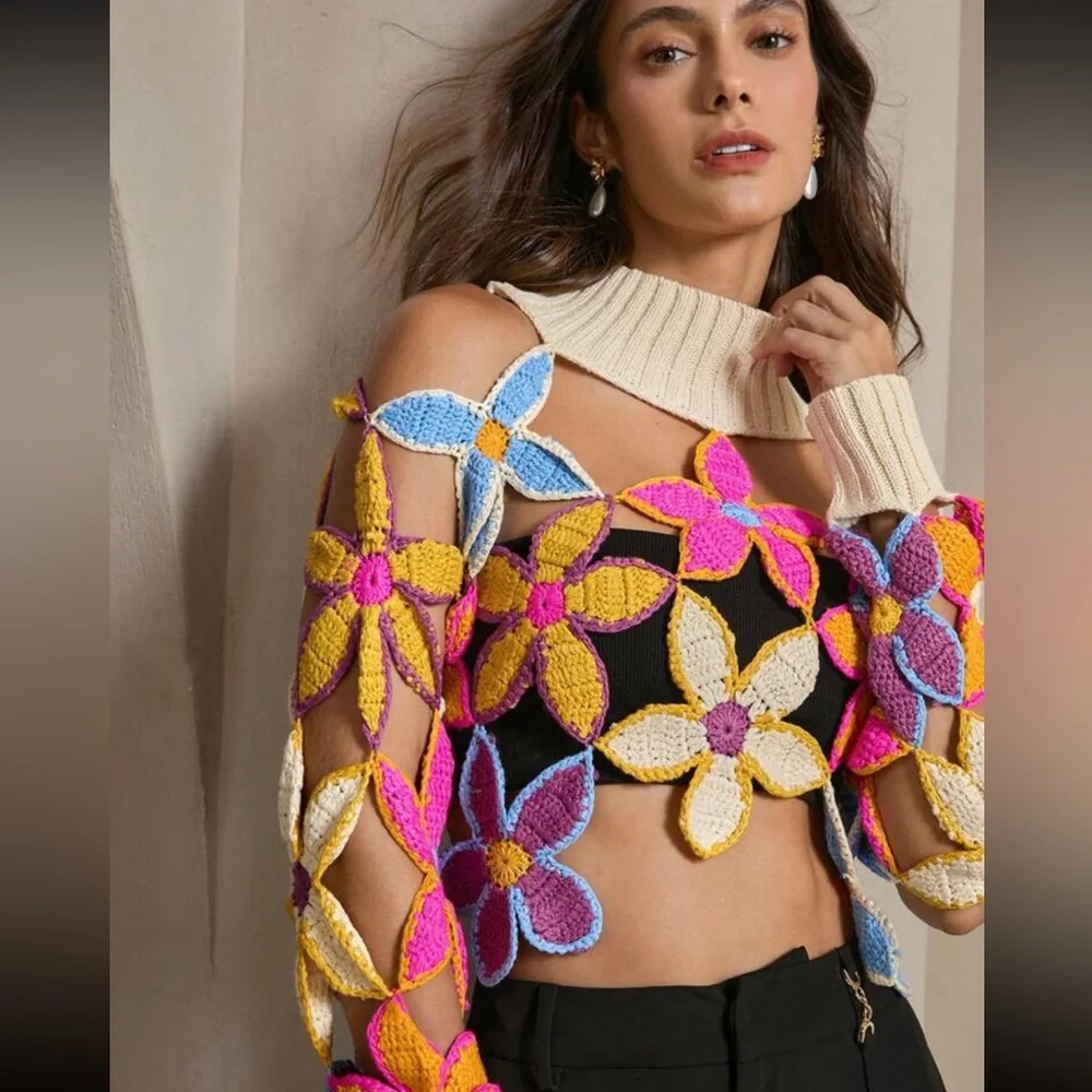 Floral crochet knit sweater mock turtleneck neck rainbow multicolor cropped NWT - Picture 6 of 6